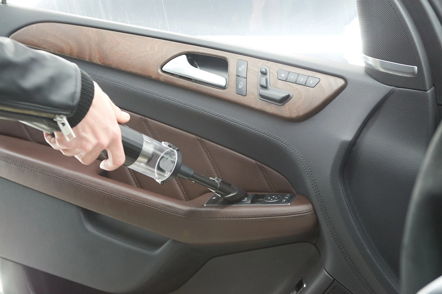 wireless handheld car vacuum cleaner for Volkswagen Passat